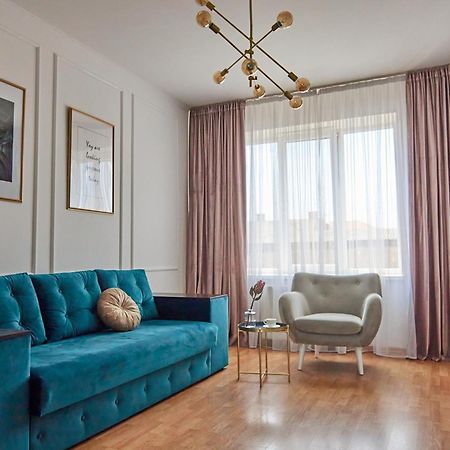 Lux Apartment Moukatcheve Extérieur photo