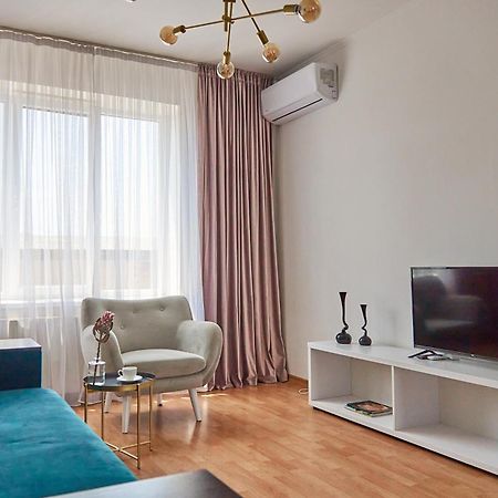 Lux Apartment Moukatcheve Extérieur photo