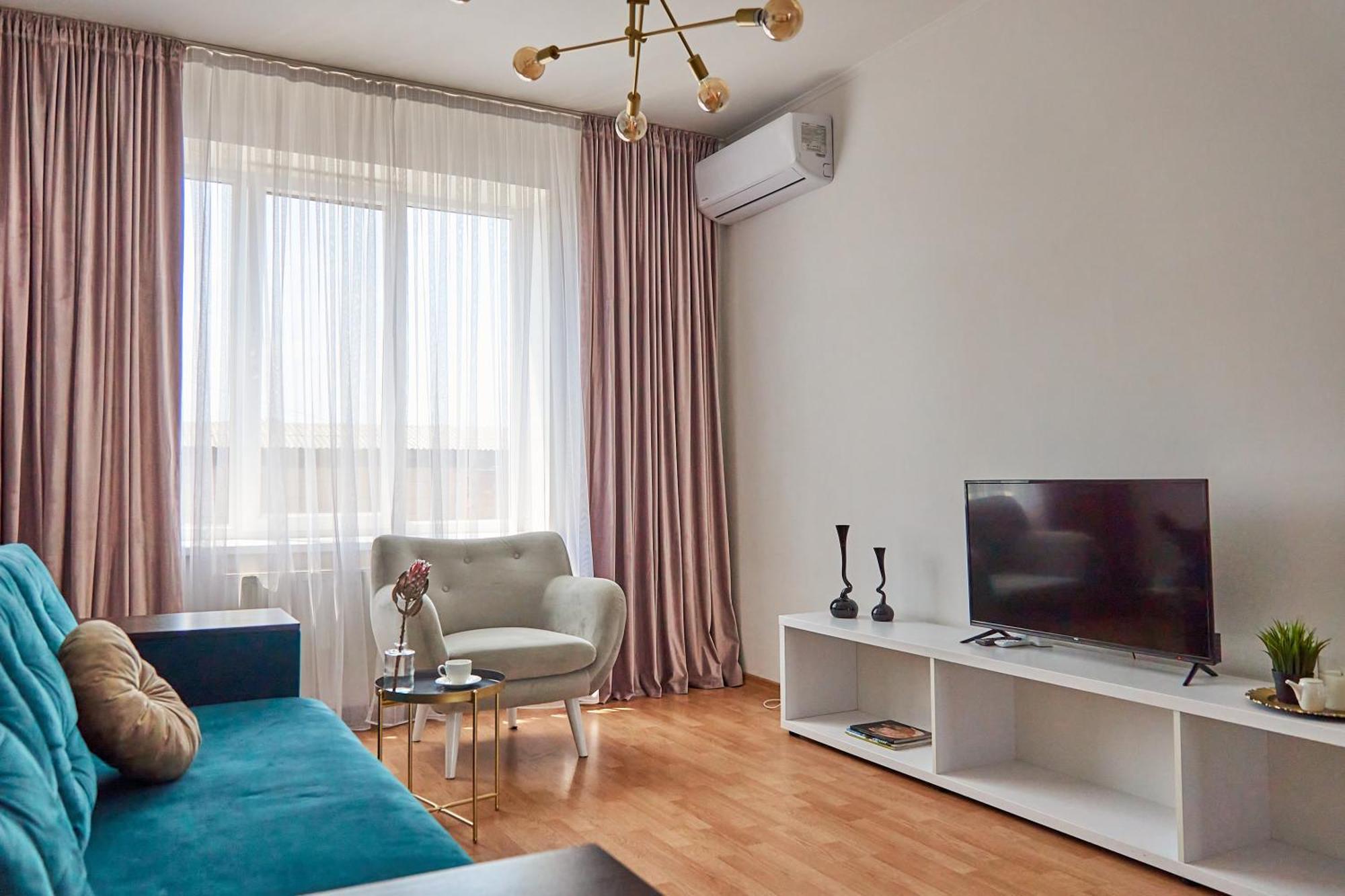 Lux Apartment Moukatcheve Extérieur photo